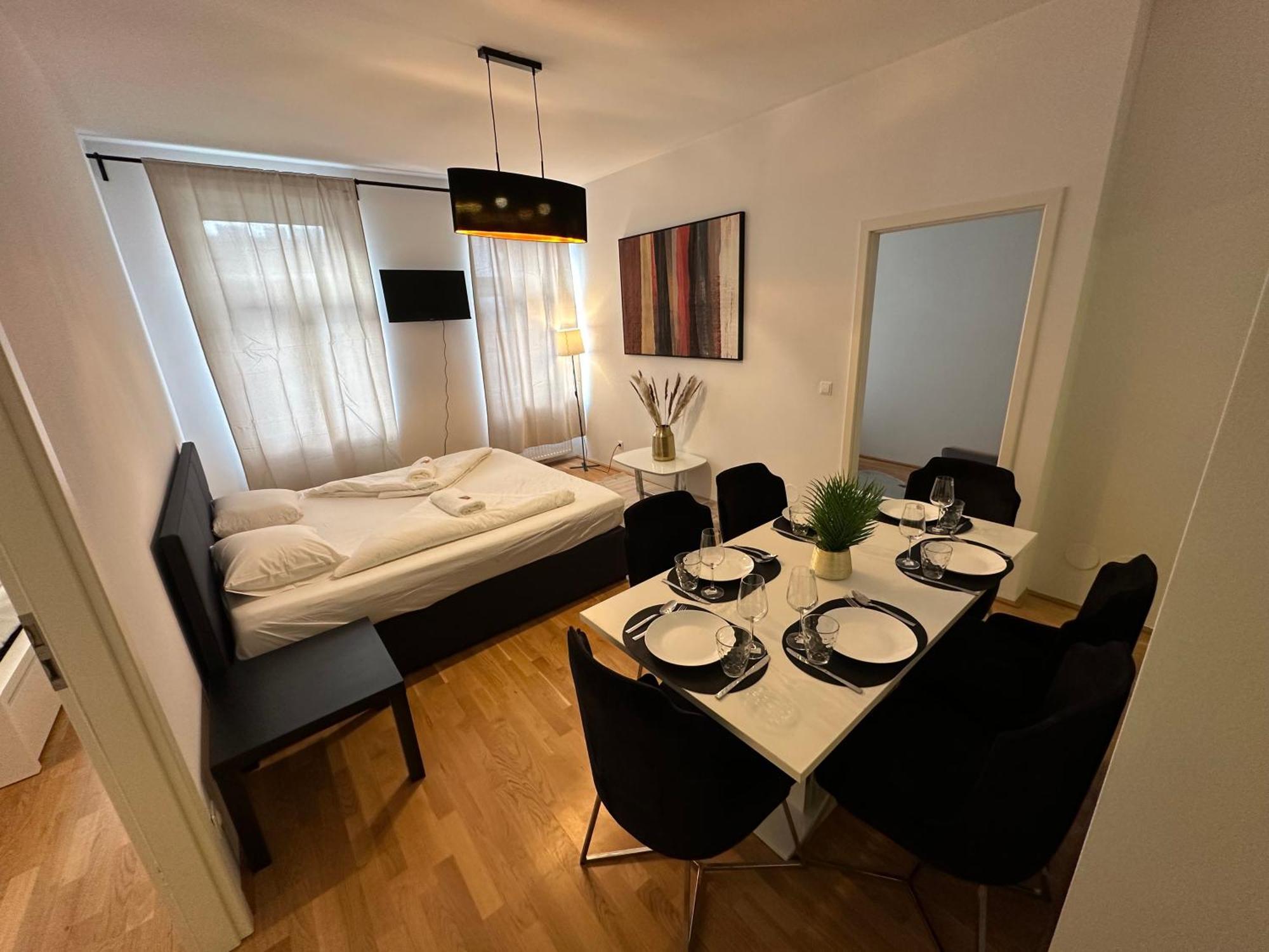 Cozy Three-room 14 Apartment