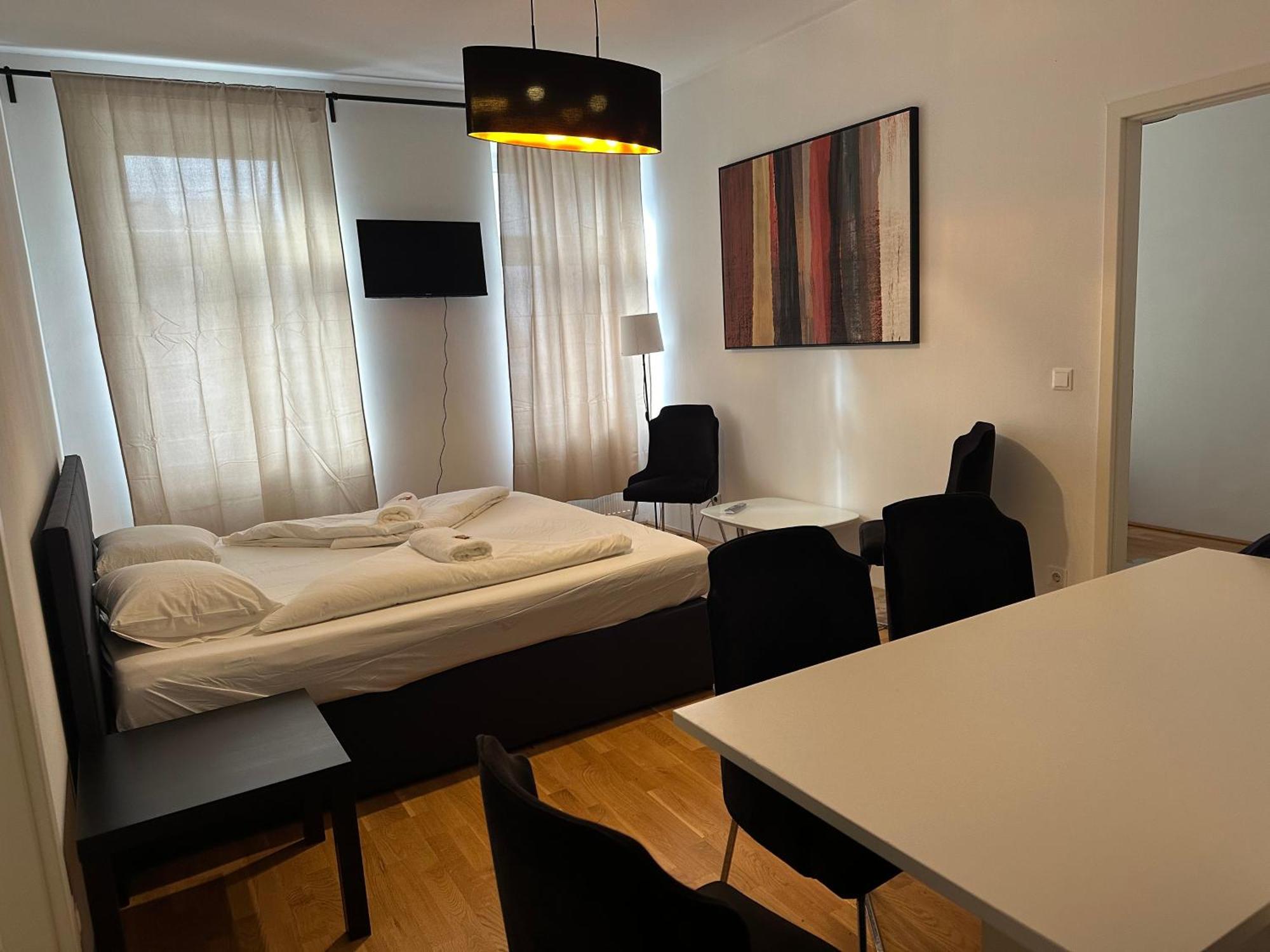 Apartment Cozy Three-room 14